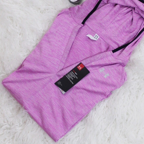 NWOT Women’s Under Armour UA Tech Hood Henley - Picture 2 of 8